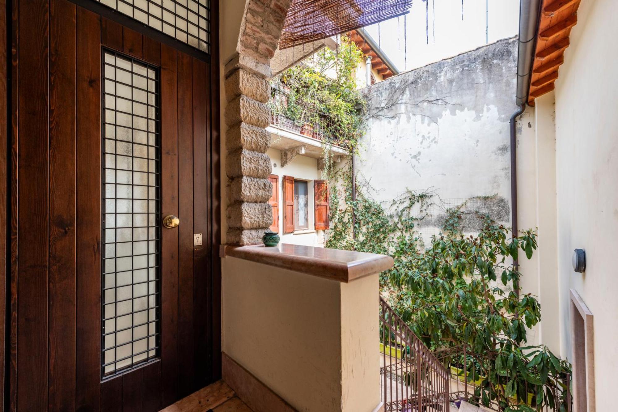 Mirko Apartment Verona Luaran gambar